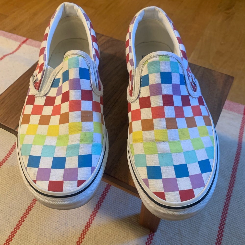 Vans classic slip on rainbow checkerboard